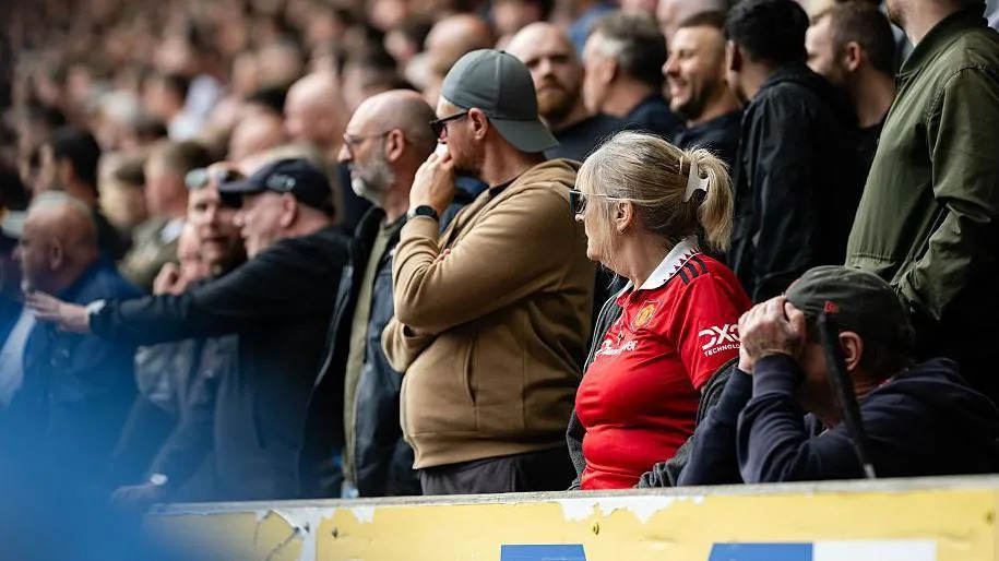 Pre-season optimism quickly fades for some fans Pre-season optimism quickly fades for some fans