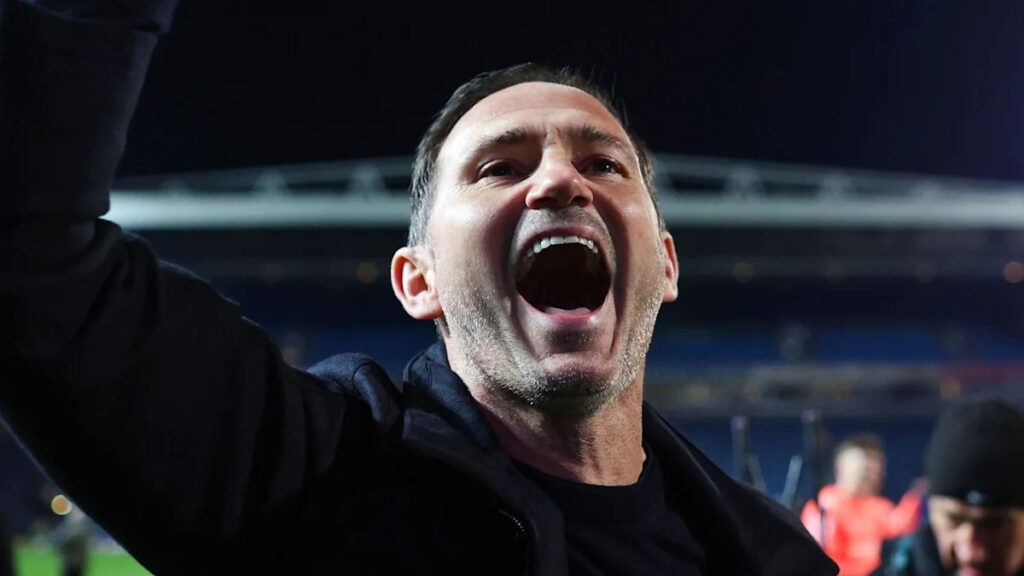 Lampard ‘somewhere in the middle’ of Mourinho and Ancelotti
