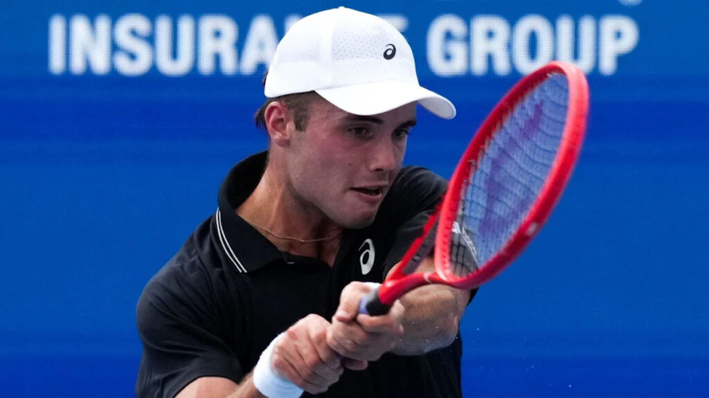 Fery into first ATP Tour final as opponent retires