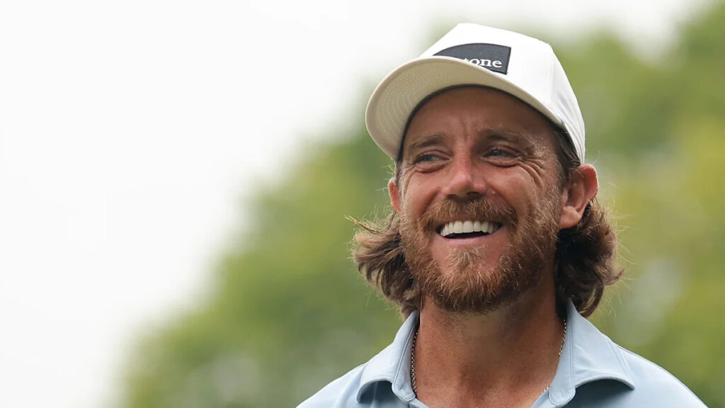 Fleetwood in contention as Lee leads Tour Championship Fleetwood in contention as Lee leads Tour Championship