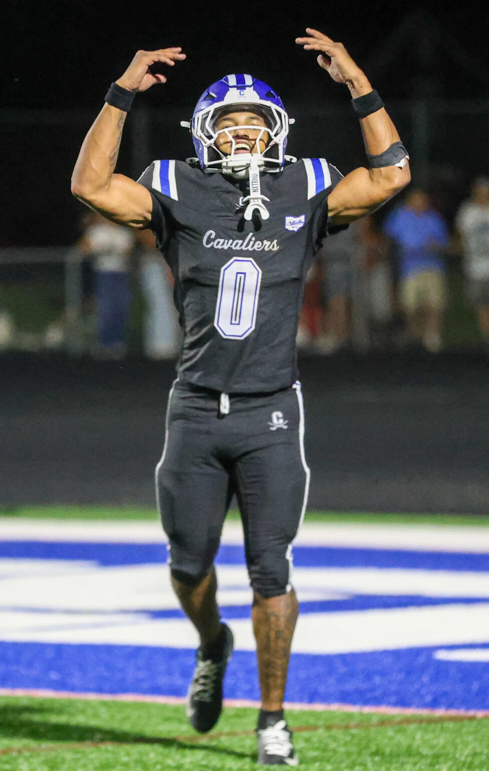 Ligon’s three scores, two picks carries Chillicothe past Wheelersburg Ligon’s three scores, two picks carries Chillicothe past Wheelersburg