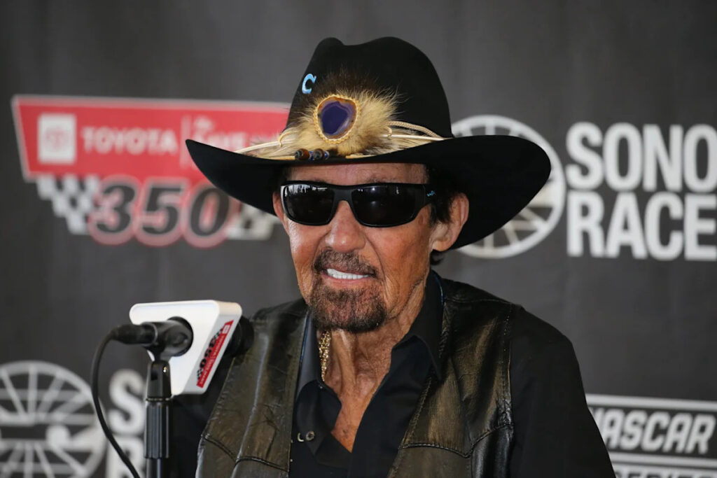 NASCAR Veteran Recalls Helping Richard Petty Beat Cale Yarborough for 200th Win NASCAR Veteran Recalls Helping Richard Petty Beat Cale Yarborough for 200th Win
