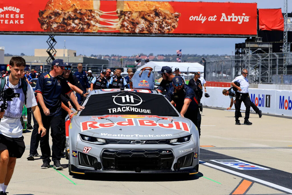 Former Driver Unmasks How Family Business Money Is Dictating Modern NASCAR Grid Spots Former Driver Unmasks How Family Business Money Is Dictating Modern NASCAR Grid Spots