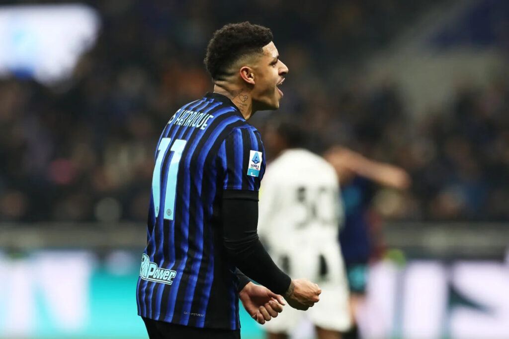 Report Inter send Luis Henrique to Roma for total €30m, Frattesi to Lazio Report Inter send Luis Henrique to Roma for total €30m, Frattesi to Lazio