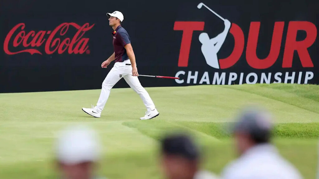 ‘Pisses me off more’: Viktor Hovland is lost (and in the lead) at Tour Championship