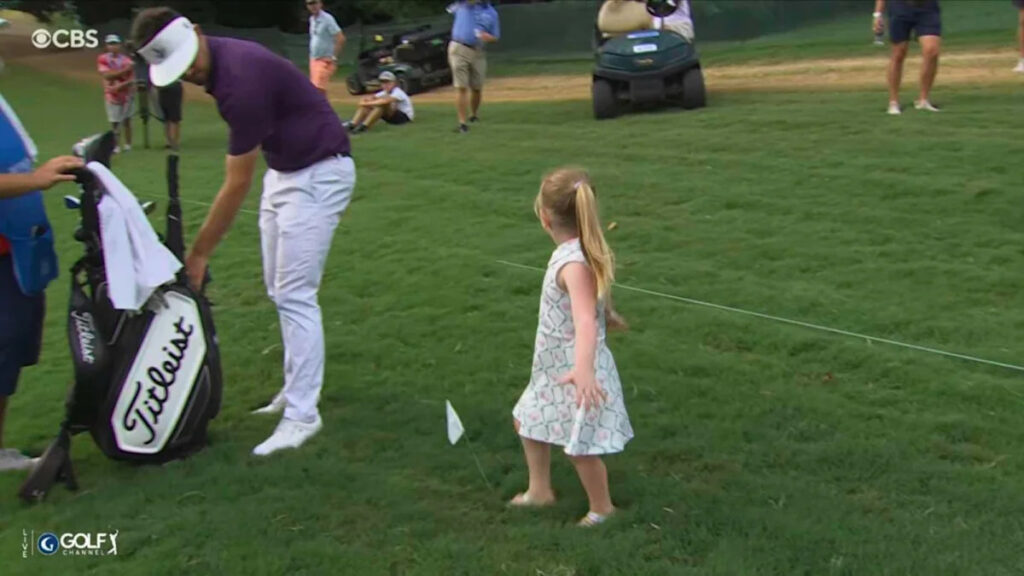 Tournament leader receives bizarre relief after toddler steps in lie