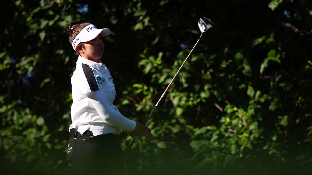 Miyu Yamashita opens 5-shot lead as players fight off mosquitos in Canada