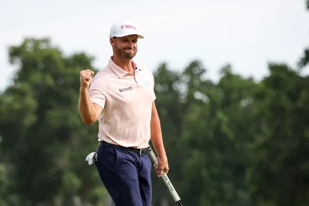 Not so fast! Wyndham Clark’s BMW victory means Scottie Scheffler has company in player of the year race Not so fast! Wyndham Clark’s BMW victory means Scottie Scheffler has company in player of the year race