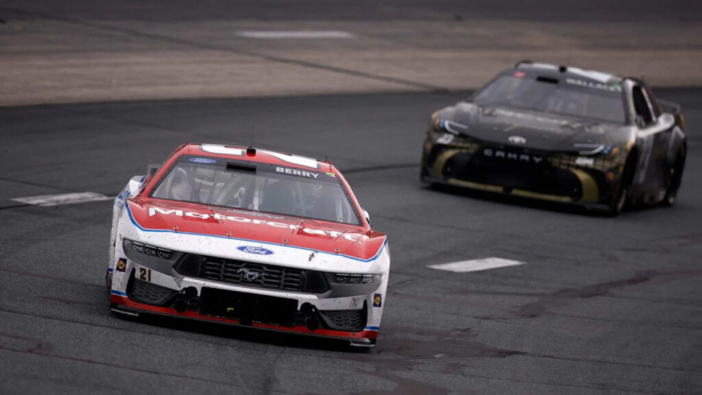 Dale Earnhardt Jr. Analyzes Bubba Wallace, Josh Berry New Hampshire Battle