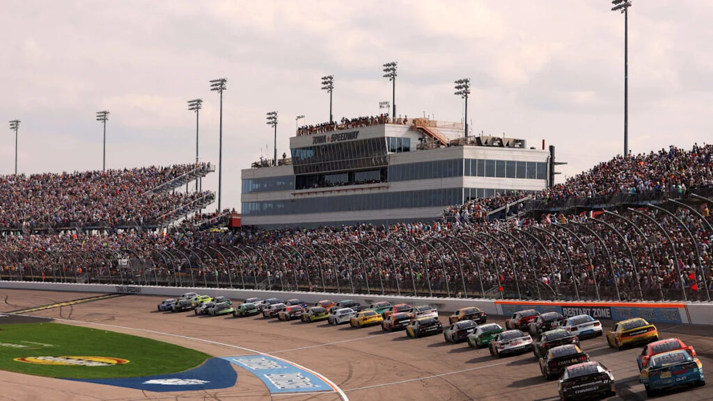 Iowa Speedway Weather Forecast: Latest NASCAR Weekend Updates for Every Race Iowa Speedway Weather Forecast: Latest NASCAR Weekend Updates for Every Race
