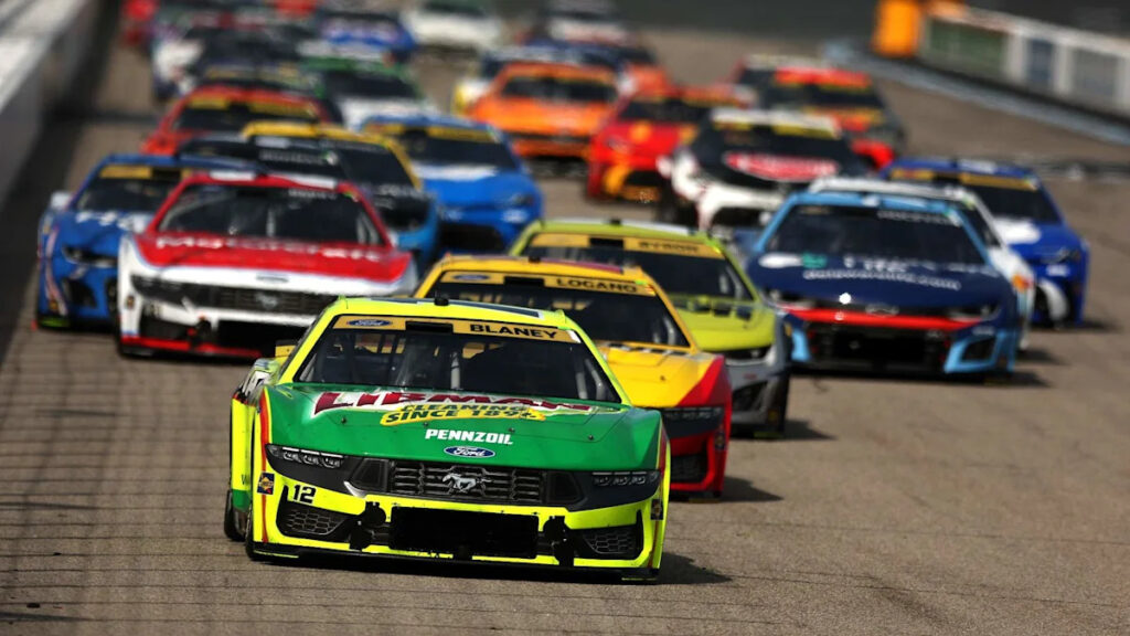 NASCAR Cup Series Odds: Favorites, Longshots to Win New Hampshire NASCAR Cup Series Odds: Favorites, Longshots to Win New Hampshire