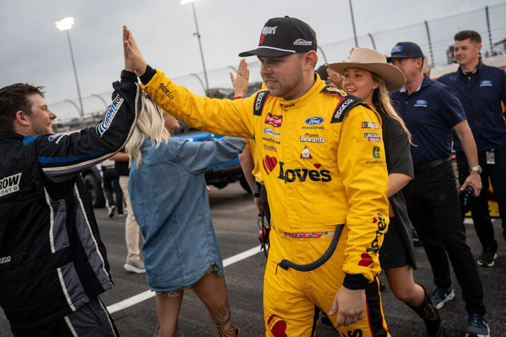 Layne Riggs Takes New Hampshire Pole as Truck Series Title Contenders Fill the Front Rows Layne Riggs Takes New Hampshire Pole as Truck Series Title Contenders Fill the Front Rows