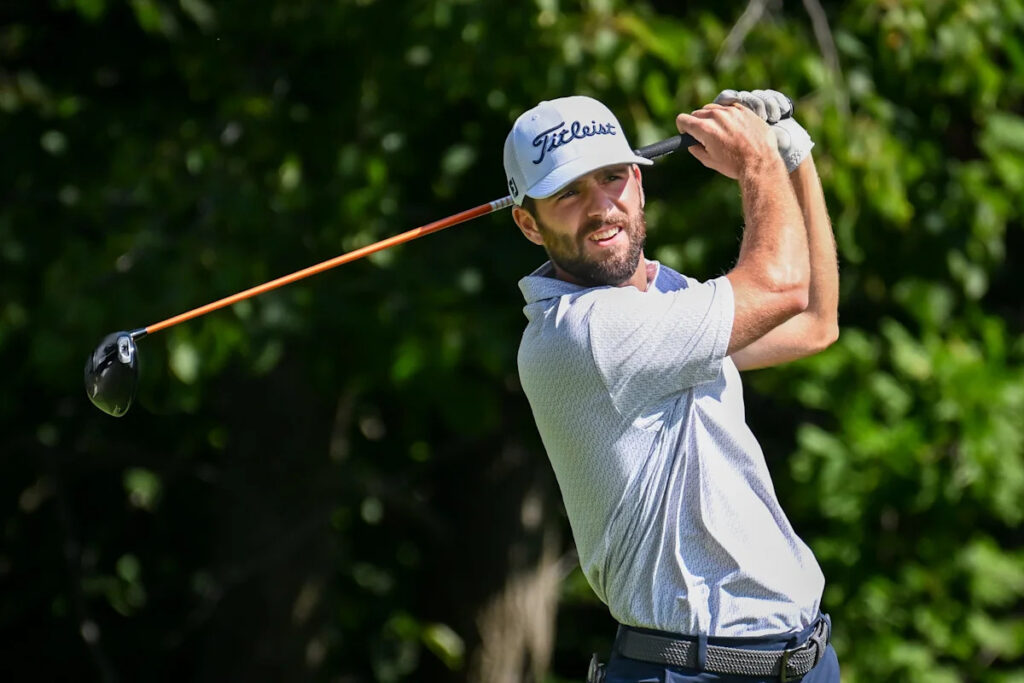A Badgers alumnus tops crowded leaderboard at Wisconsin State Open