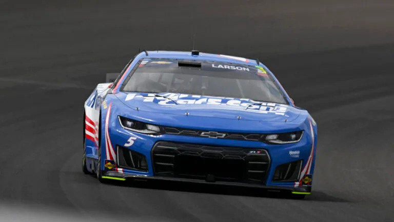 NASCAR’s Iowa Pit Stall Assignments Hand Several Contenders a Key Advantage NASCAR’s Iowa Pit Stall Assignments Hand Several Contenders a Key Advantage