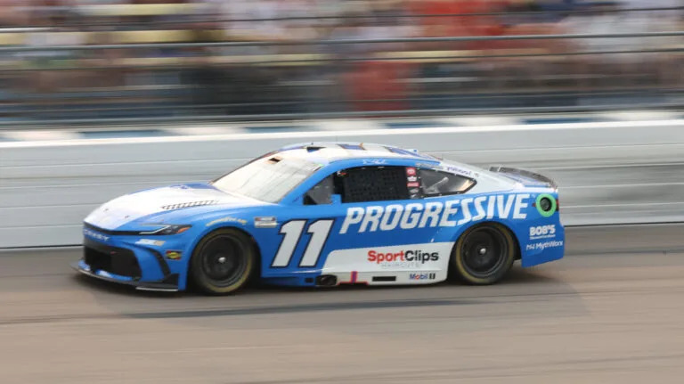 NASCAR Standings After Iowa: Denny Hamlin Pulls Away as New No. 2 Emerges NASCAR Standings After Iowa: Denny Hamlin Pulls Away as New No. 2 Emerges