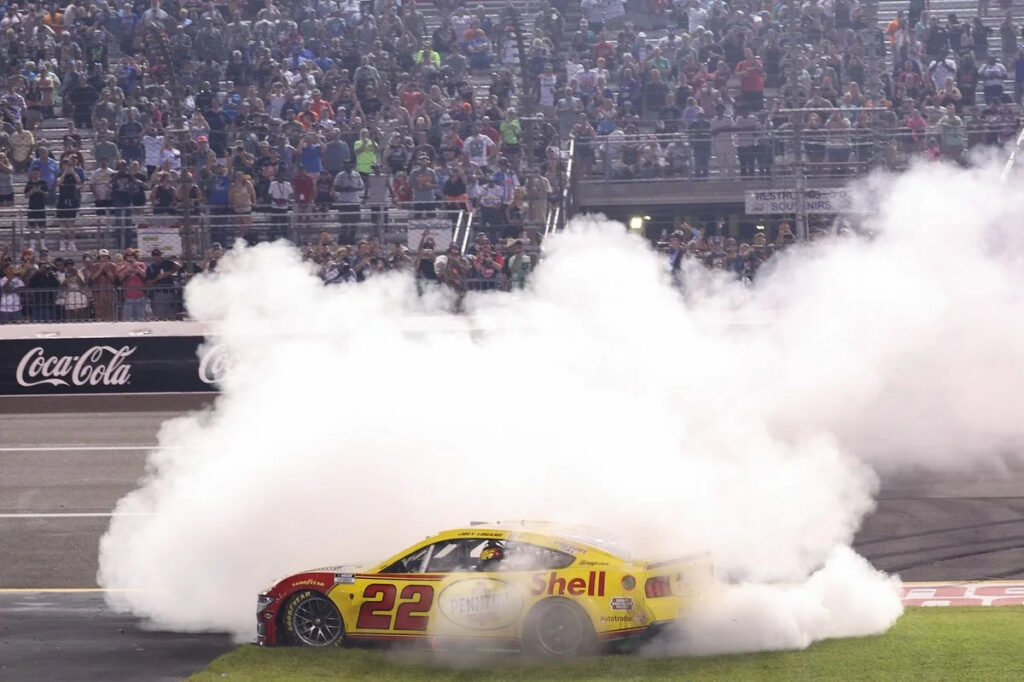 Winners and losers from a classic Richmond NASCAR Cup race
