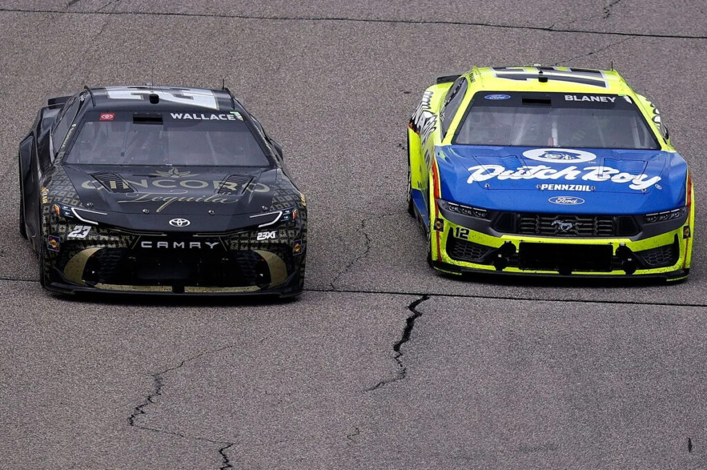 Bubba Wallace points to moment where shot at New Hampshire Cup win slipped away Bubba Wallace points to moment where shot at New Hampshire Cup win slipped away