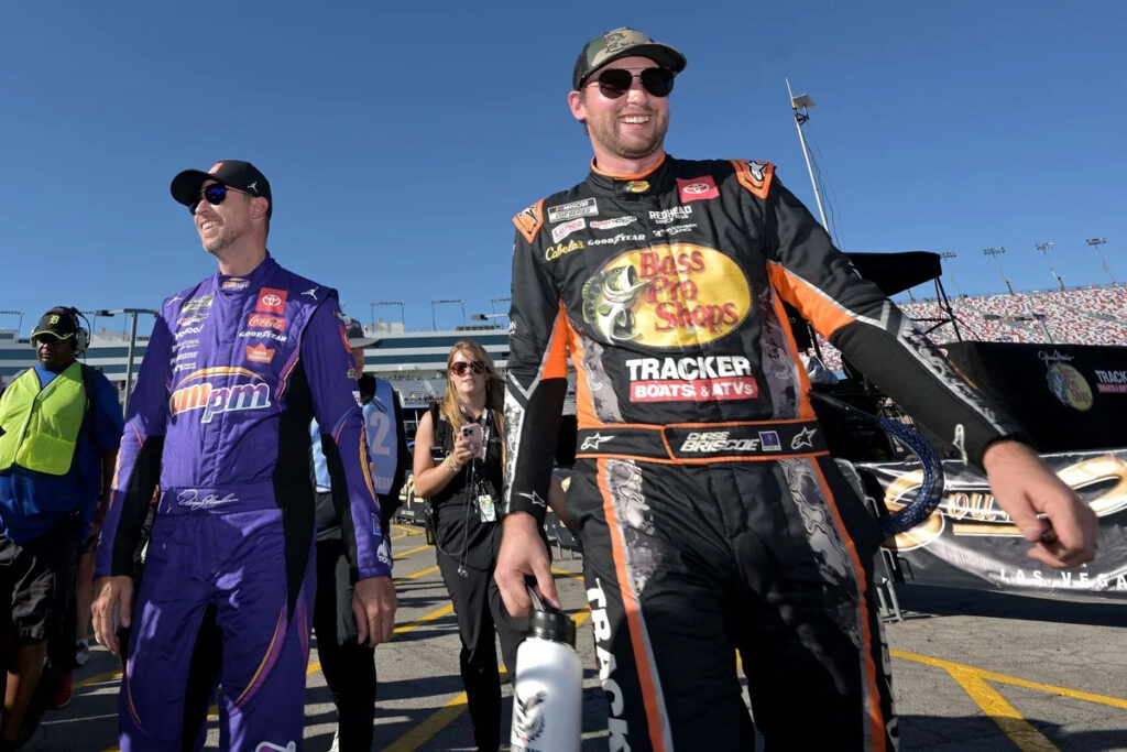 Chase Briscoe swears he didn’t mean to wreck Denny Hamlin, even if no one believes him Chase Briscoe swears he didn’t mean to wreck Denny Hamlin, even if no one believes him