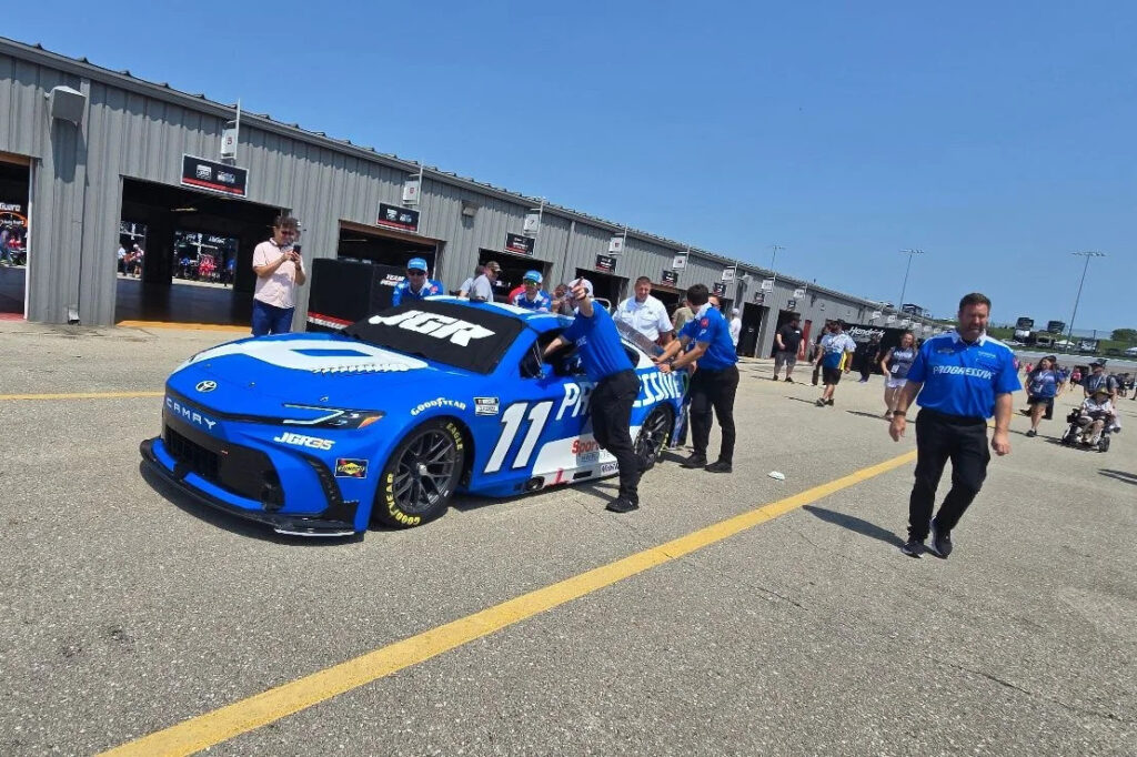 What was the deal with Denny Hamlin and Chase Briscoe’s Iowa brakes?