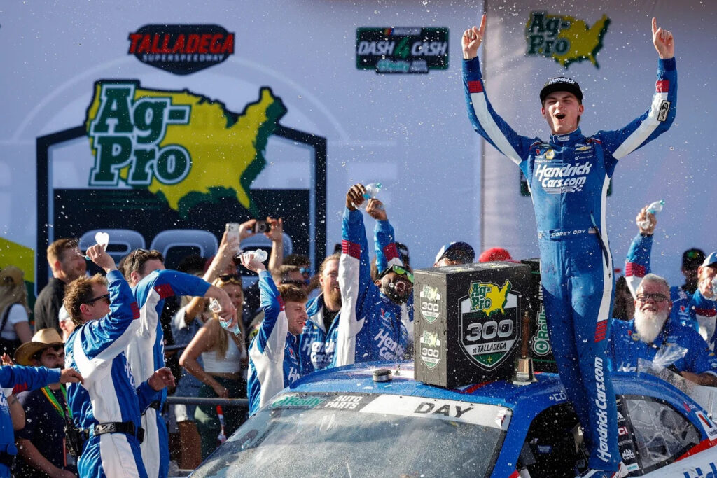 Connor Zilisch doesn’t mean Hendrick still isn’t big on Corey Day Connor Zilisch doesn’t mean Hendrick still isn’t big on Corey Day