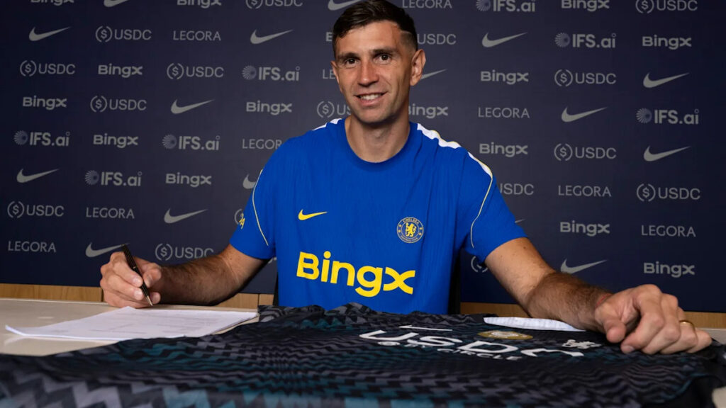 Does Emiliano Martinez signing make Chelsea genuine title contenders?