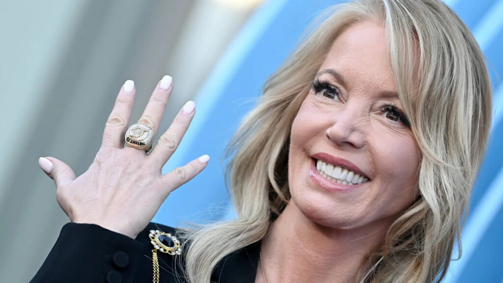 Buss family reportedly to sell remaining shares of Lakers to new owners Buss family reportedly to sell remaining shares of Lakers to new owners