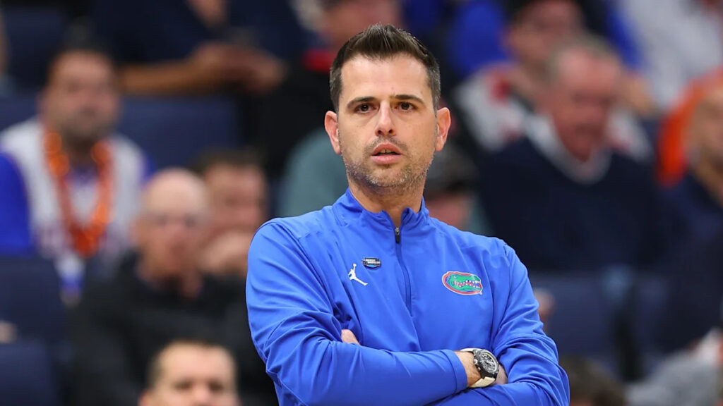 Florida basketball coach Todd Golden gets another contract extension and a .5M raise Florida basketball coach Todd Golden gets another contract extension and a .5M raise