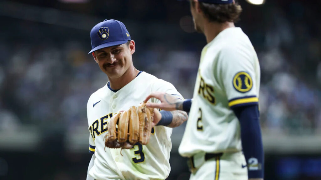 Power surge fuels record-tying night for Brewers in 22-0 rout of Mariners Power surge fuels record-tying night for Brewers in 22-0 rout of Mariners
