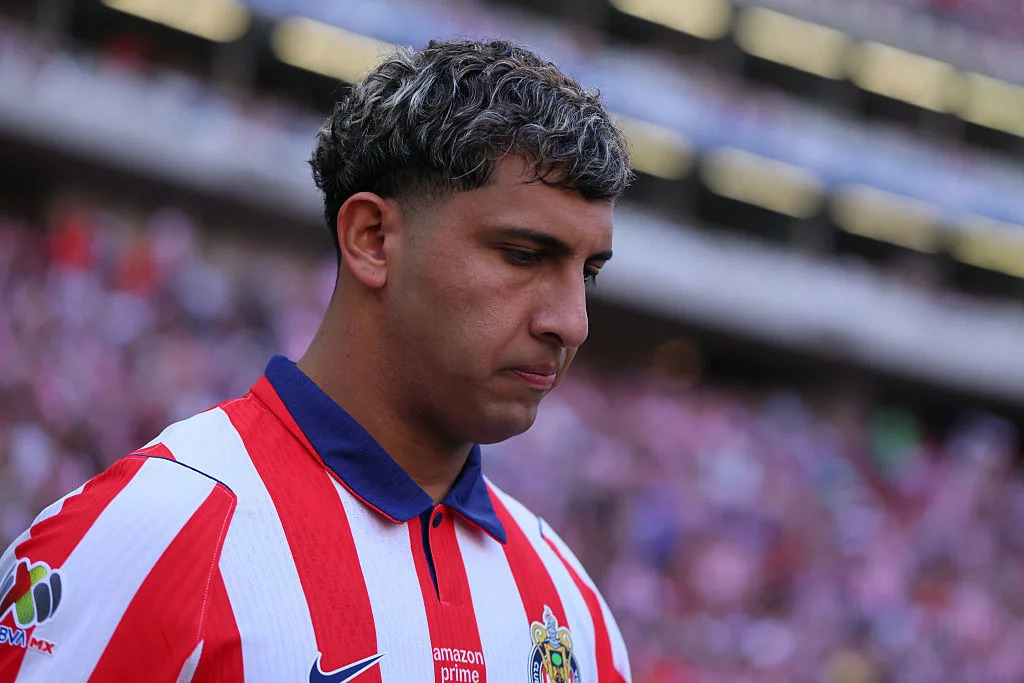 🚨 Another injury blow for Chivas, now they lose Bryan González 🚨 Another injury blow for Chivas, now they lose Bryan González