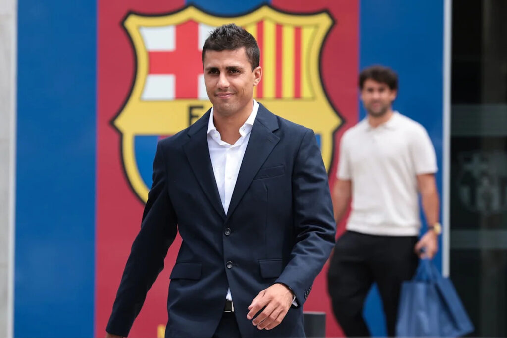 📸 Announcement imminent! Rodri has already signed for Barça