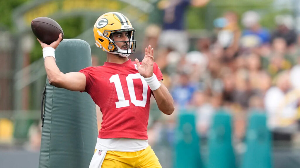 Packers plan to play Jordan Love on Thursday