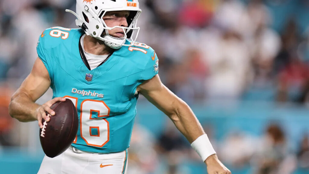 Dolphins will waive Mark Gronowski, add Kyle McCord