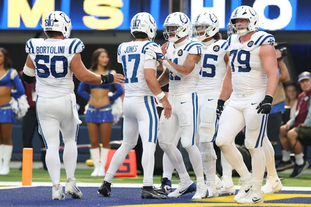 Can Colts fans wrap their arms around Daniel Jones? Can Colts fans wrap their arms around Daniel Jones?