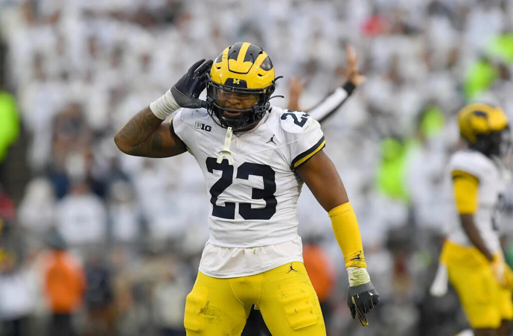 Ex-Michigan LB Michael Barrett joins Ravens, reunites with Jesse Minter Ex-Michigan LB Michael Barrett joins Ravens, reunites with Jesse Minter