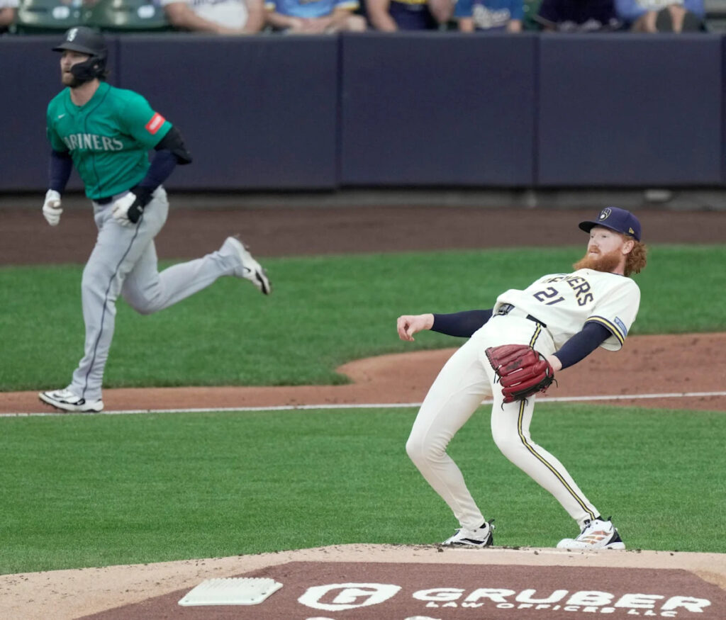 Mariners try again, succeed in 7-5 win over Brewers Mariners try again, succeed in 7-5 win over Brewers