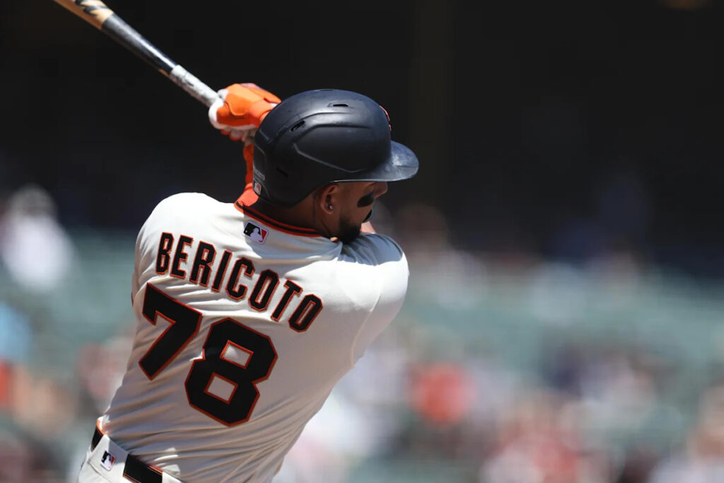 Giants waste strong Adrian Houser effort in 2-1 loss to Astros Giants waste strong Adrian Houser effort in 2-1 loss to Astros