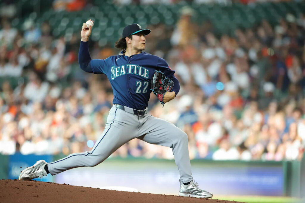 Mariners drive away the night with a series win in Houston against division leading Astros Mariners drive away the night with a series win in Houston against division leading Astros