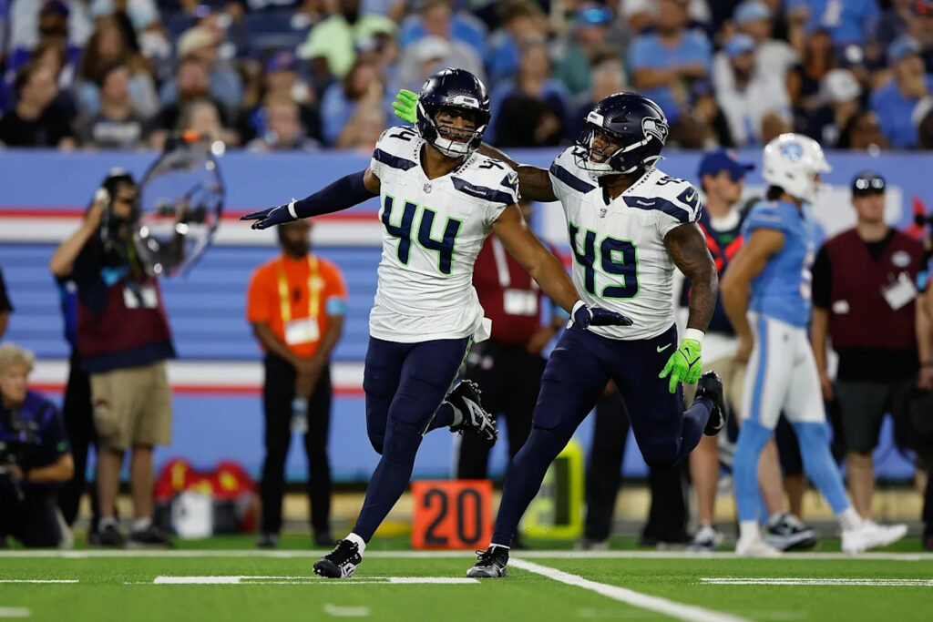 Pre-Snap Reads: Preseason observations and 53-man roster projections for Seahawks