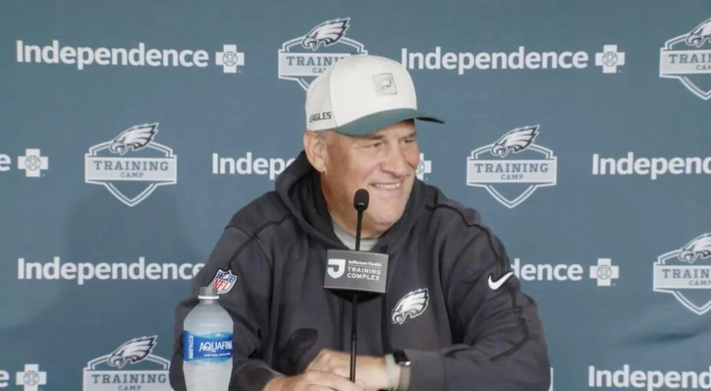 Vic Fangio says you shouldn’t sleep on this Eagles linebacker Vic Fangio says you shouldn’t sleep on this Eagles linebacker