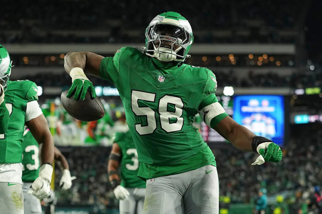 Eagles News: Patriots reporters were very impressed by Jalyx Hunt this week