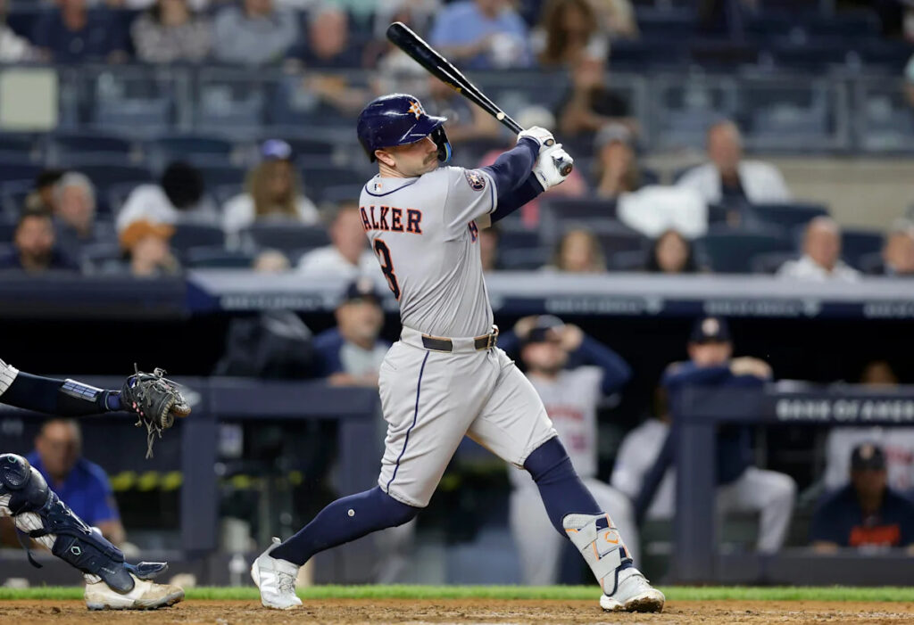 Astros Slap Yankees 5-1, Take 2 of 3 in Bronx