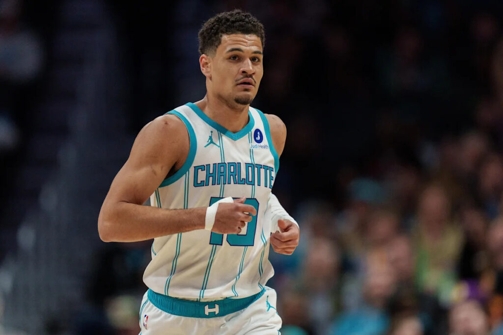 Former Arizona guard Josh Green traded to Jazz