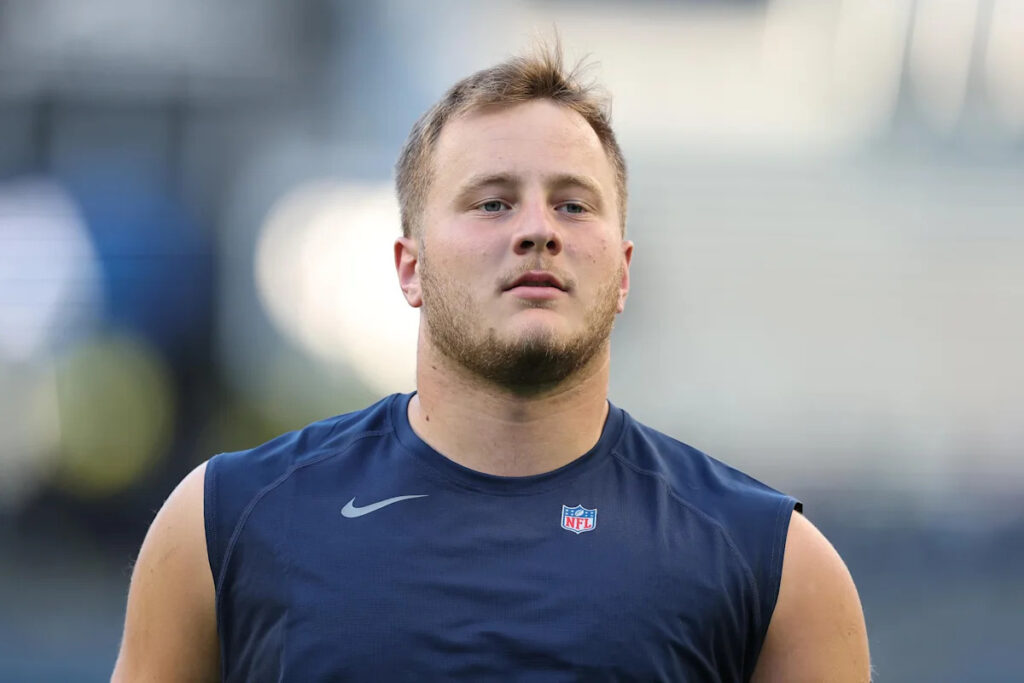 Another injury: Seahawks offensive lineman feared to have ‘a long-term injury’ Another injury: Seahawks offensive lineman feared to have ‘a long-term injury’