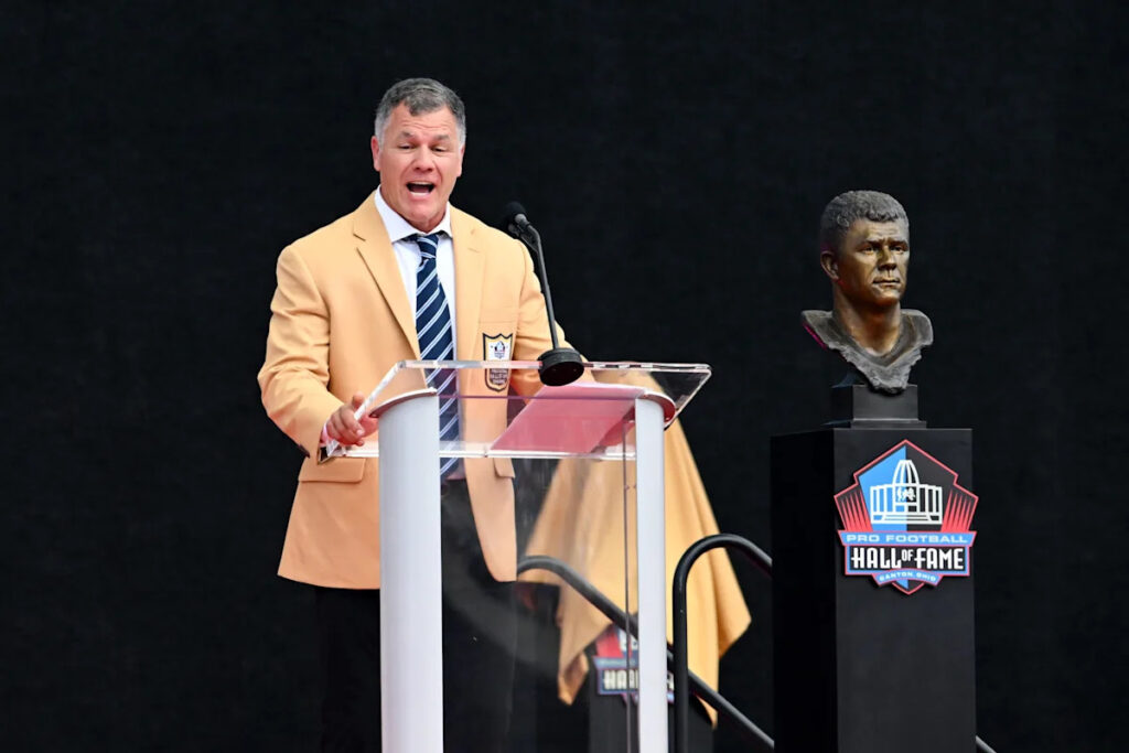 Colts legendary PK Adam Vinatieri enshrined into football immortality Colts legendary PK Adam Vinatieri enshrined into football immortality