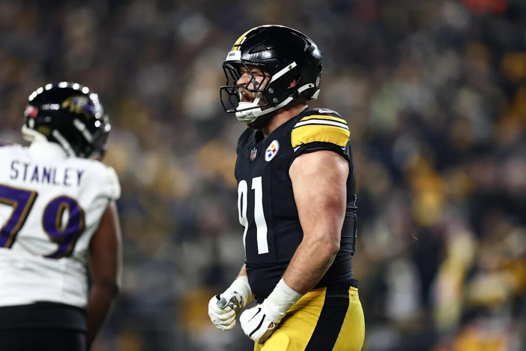 Steelers place DE Logan Lee on IR