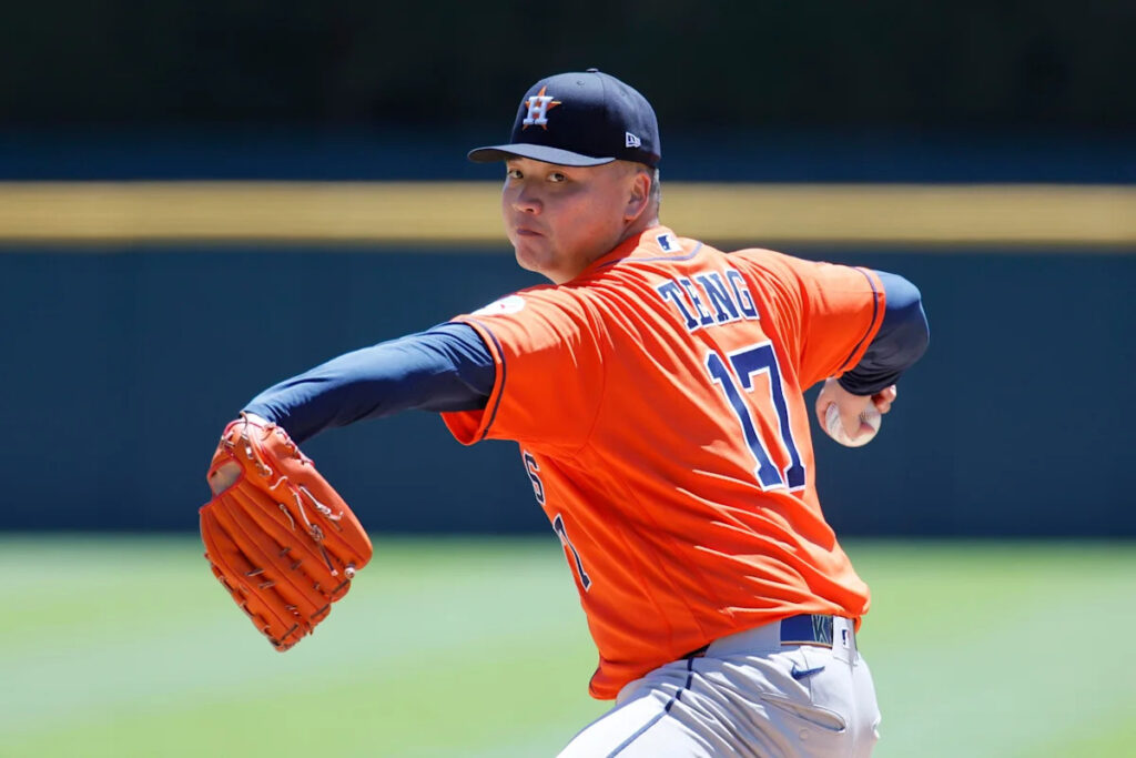 Astros Recall SP/RP Kai-Wei Teng, Option RP Bryan King Astros Recall SP/RP Kai-Wei Teng, Option RP Bryan King