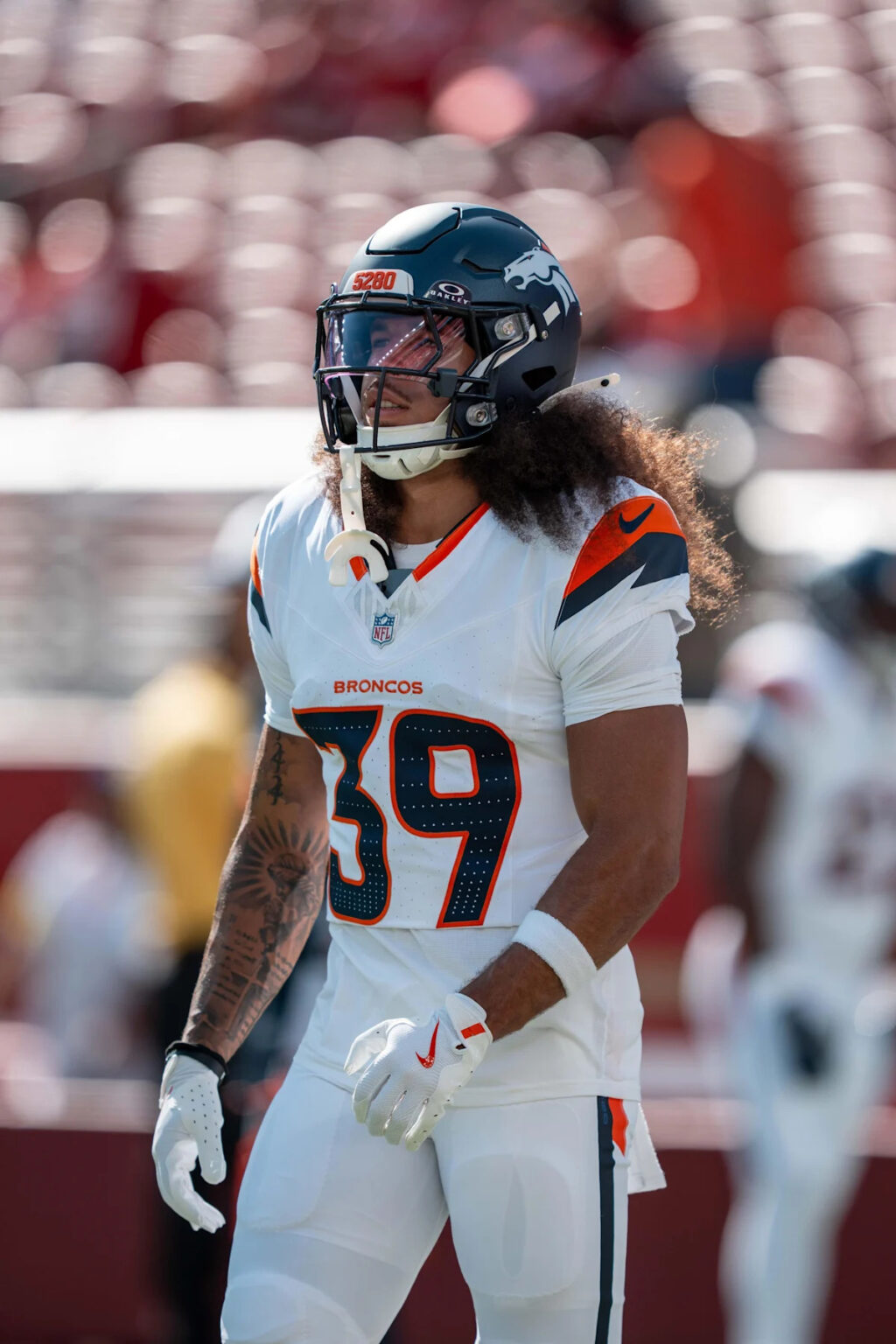 Broncos sign WRs Kyre Duplessis and Kyrese Rowan Broncos sign WRs Kyre Duplessis and Kyrese Rowan