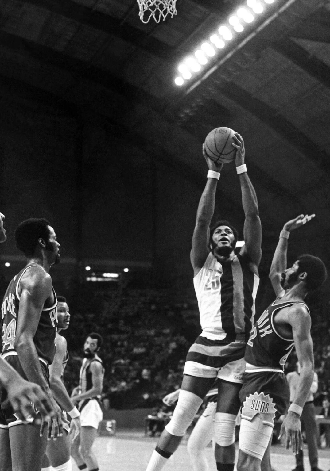 One rebounding stat explains decades of Suns history