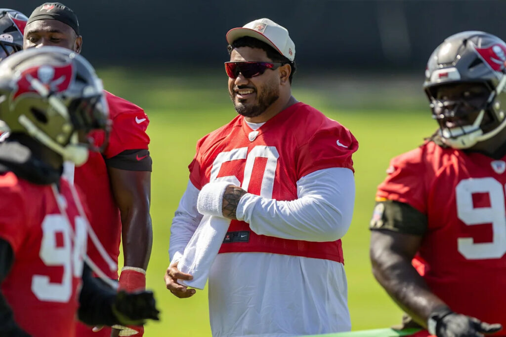 Report: Bears have checked in on Buccaneers DT Vita Vea Report: Bears have checked in on Buccaneers DT Vita Vea