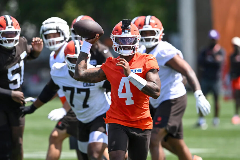 Cleveland Browns Training Camp Recap: Day 18 – Watson’s first day as the starter Cleveland Browns Training Camp Recap: Day 18 – Watson’s first day as the starter